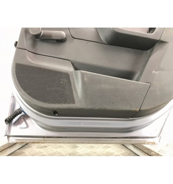 Дверь задняя правая бу для Opel Astra H 1.7 CDTi,  2004 г.