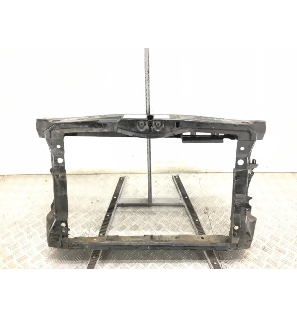 Панель передняя (телевизор) бу для Skoda Octavia A5 1.4 TSI,  2009 г.