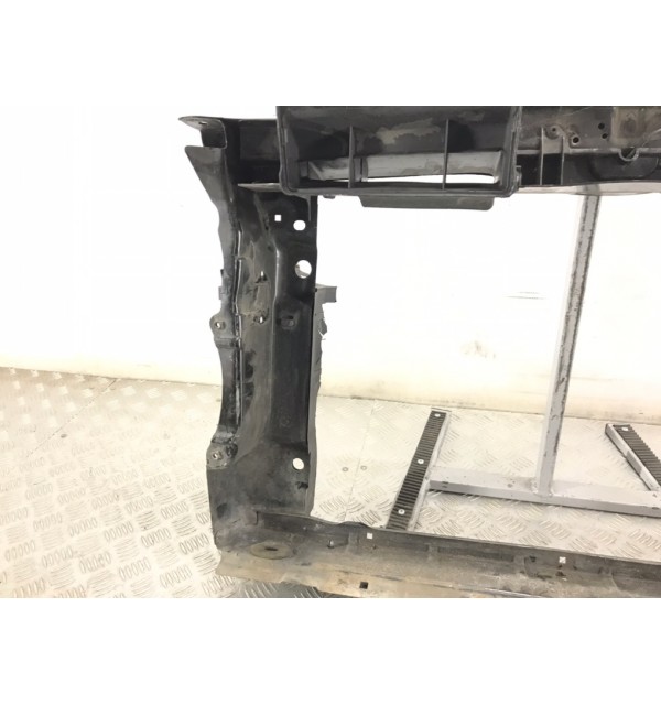 Панель передняя (телевизор) бу для Skoda Octavia A5 1.4 TSI,  2009 г.