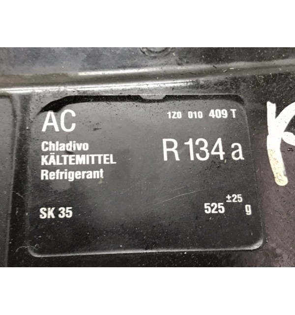 Панель передняя (телевизор) бу для Skoda Octavia A5 1.4 TSI,  2009 г.