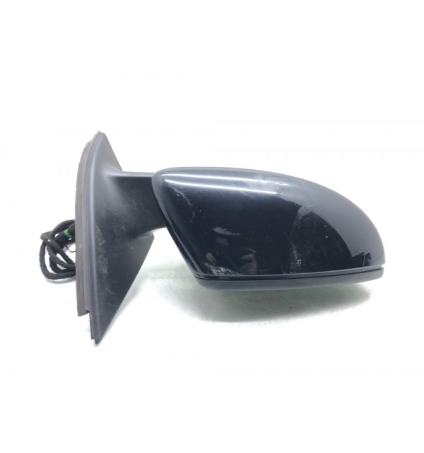 Зеркало наружное правое бу для Volkswagen Passat B7 1.6 TDi,  2013 г.