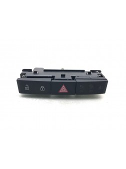 Кнопка аварийной сигнализации бу для Opel Astra J 2.0 CDTi, 2011 г.