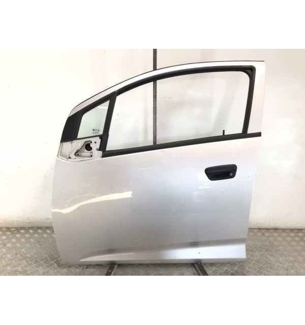 Дверь передняя левая бу для Chevrolet Spark 3 1.0 i,  2010 г.
