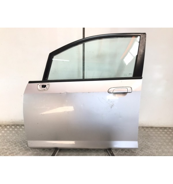 Дверь передняя левая бу для Honda Jazz  1.3 i,  2007 г.