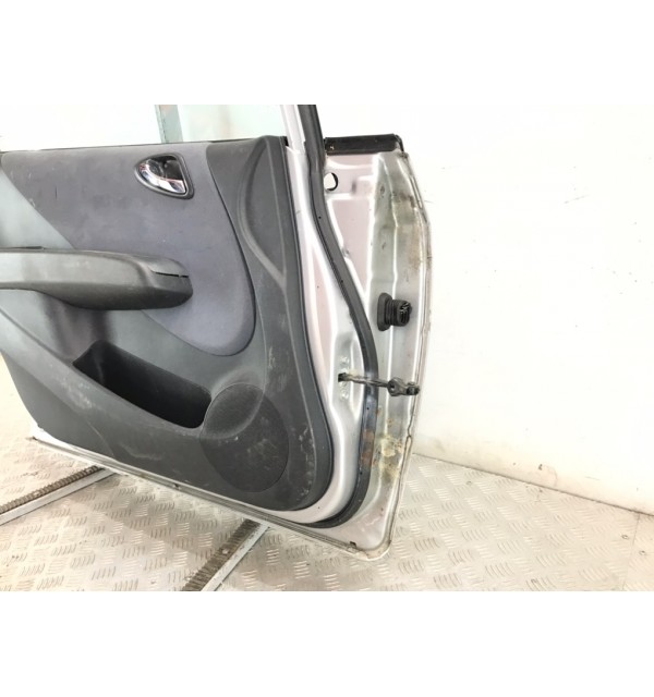 Дверь передняя левая бу для Honda Jazz  1.3 i,  2007 г.