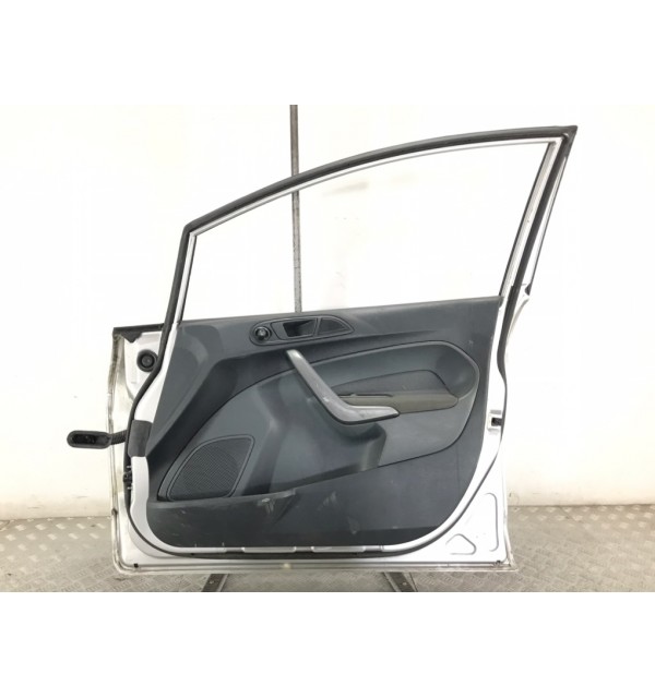 Дверь передняя правая бу для Ford Fiesta 6 1.4 TDCi,  2010 г.