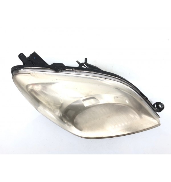 Фара правая бу для Peugeot Bipper 1 1.4 HDi,  2010 г.