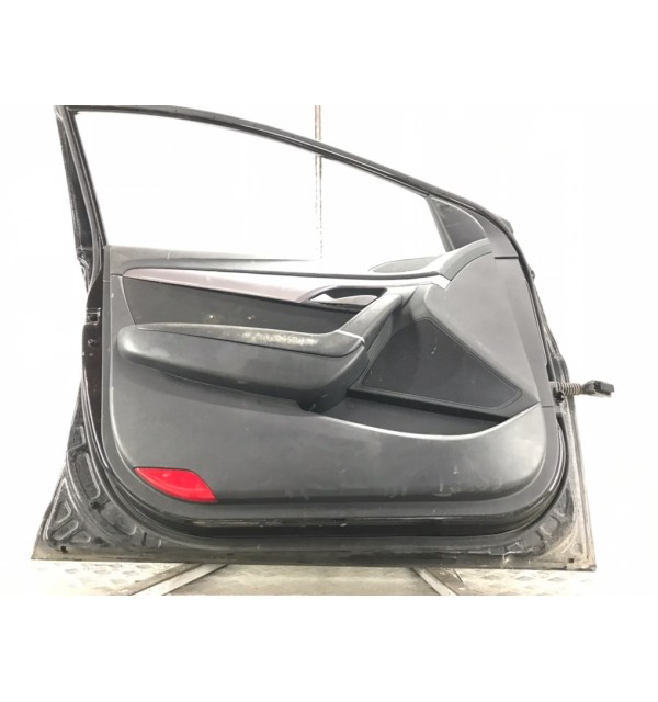 Дверь передняя левая бу для Hyundai i40  1.7 CRDi,  2016 г.