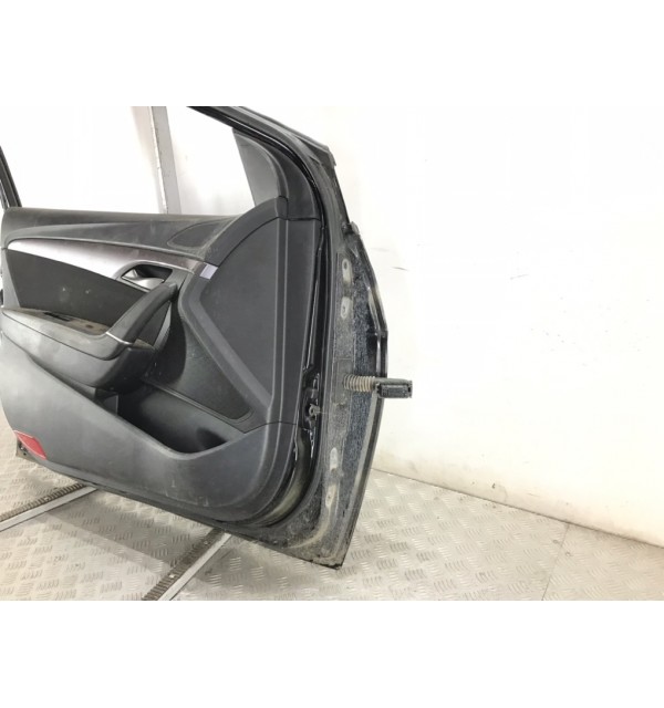 Дверь передняя левая бу для Hyundai i40  1.7 CRDi,  2016 г.