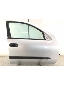 Дверь передняя правая бу для Nissan Almera N16 1.5 i,  2001 г.