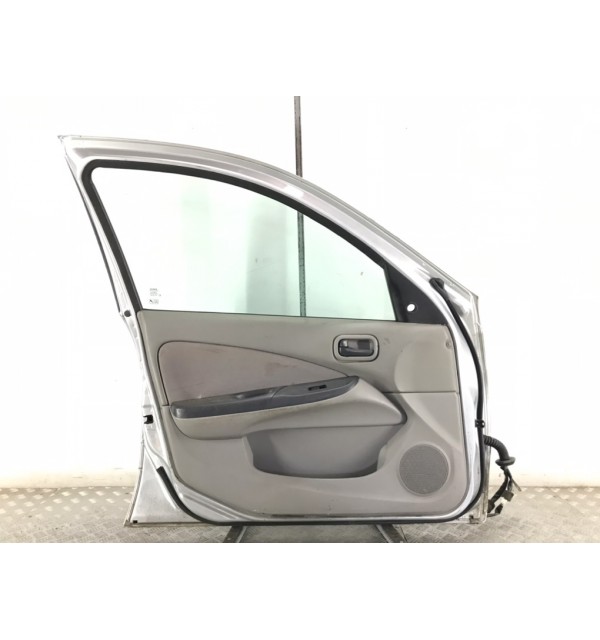 Дверь передняя левая бу для Nissan Almera N16 1.5 i,  2001 г.