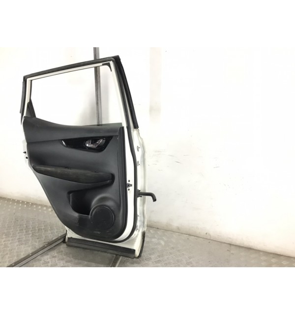 Дверь задняя левая бу для Nissan Qashqai 2 1.2 i,  2015 г.