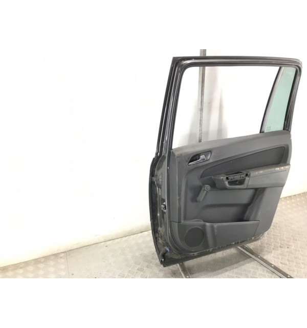 Дверь задняя правая бу для Opel Zafira B 1.7 CDTi,  2012 г.