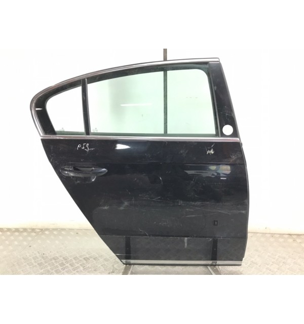 Дверь задняя правая бу для Volkswagen Passat B7 1.6 TDi,  2013 г.