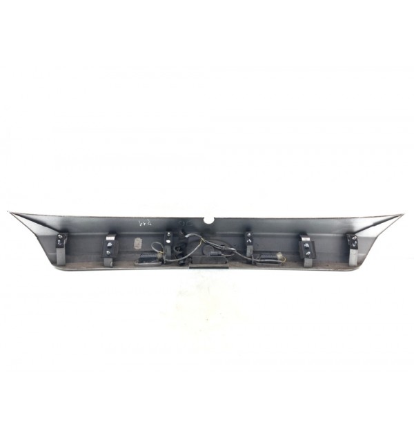 Накладка двери (крышки) багажника бу для Ford Fiesta 6 1.6 TDCI,  2009 г.