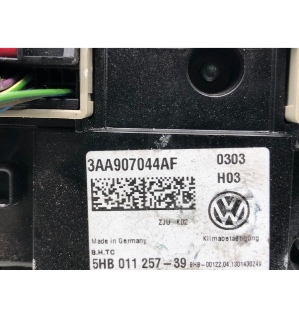 Блок управления печки/климат-контроля бу для Volkswagen Passat B7 1.6 TDi,  2013 г.