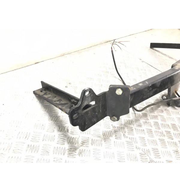 Прицепное устройство (фаркоп) бу для Honda Civic 8 2.2 CTDi,  2007 г.