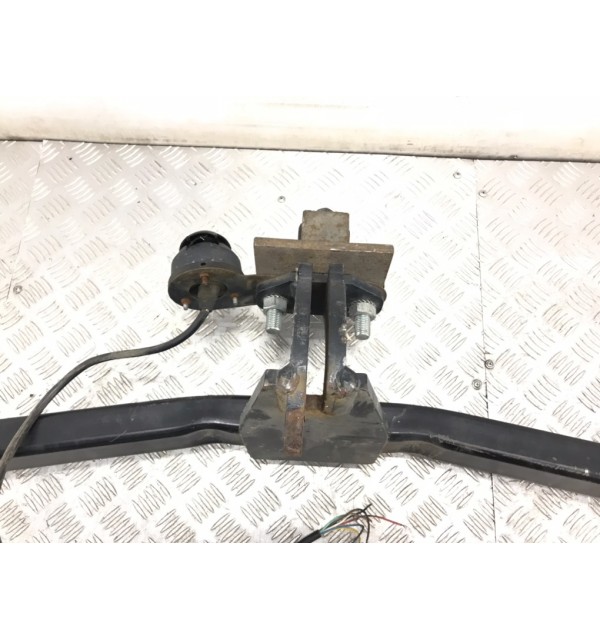 Прицепное устройство (фаркоп) бу для Honda Civic 8 2.2 CTDi,  2007 г.