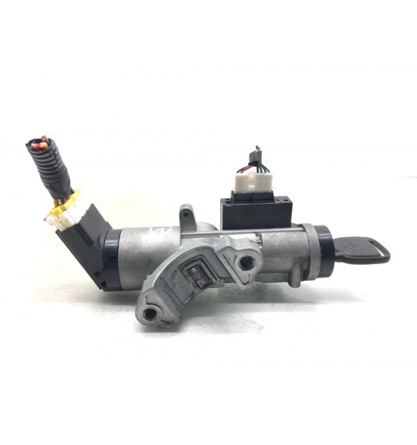 Замок зажигания бу для Chevrolet Spark 3 1.0 i,  2010 г.