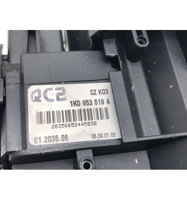 Переключатель подрулевой (стрекоза) бу для Volkswagen Golf 5 2.0 TDi,  2005 г.