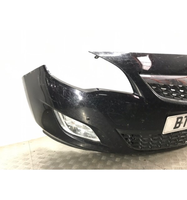 Бампер передний бу для Opel Astra J 2.0 CDTi,  2011 г.