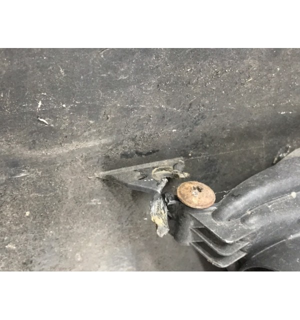 Бампер передний бу для Opel Astra J 2.0 CDTi,  2011 г.