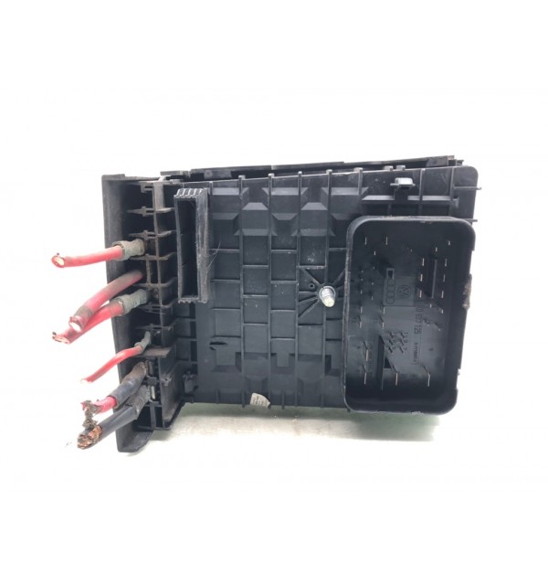 Блок предохранителей бу для Volkswagen Golf 5 2.0 TDi,  2005 г.