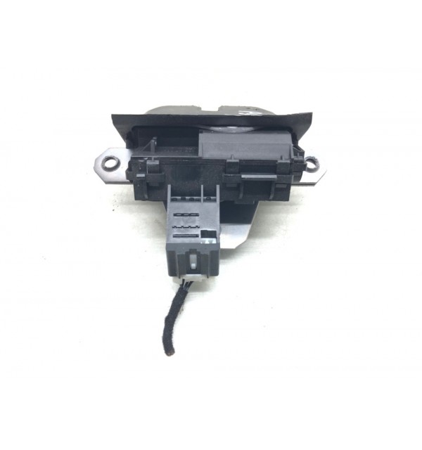 Замок багажника бу для Ford Focus 2 1.6 i,  2009 г.