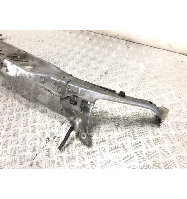 Панель передняя (телевизор) бу для Opel Astra H 1.7 CDTi,  2004 г.