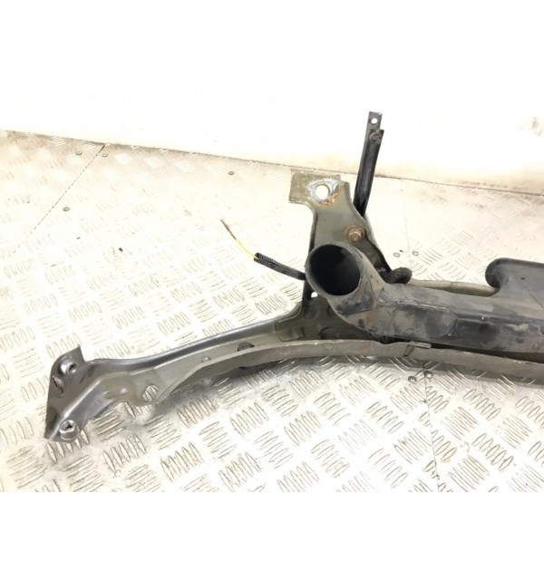 Панель передняя (телевизор) бу для Opel Astra H 1.7 CDTi,  2004 г.