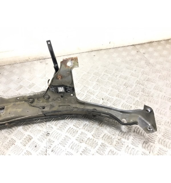 Панель передняя (телевизор) бу для Opel Astra H 1.7 CDTi,  2004 г.