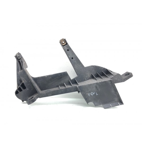 Крепление фары левой бу для BMW X3 E83 2.0 TD,  2006 г.