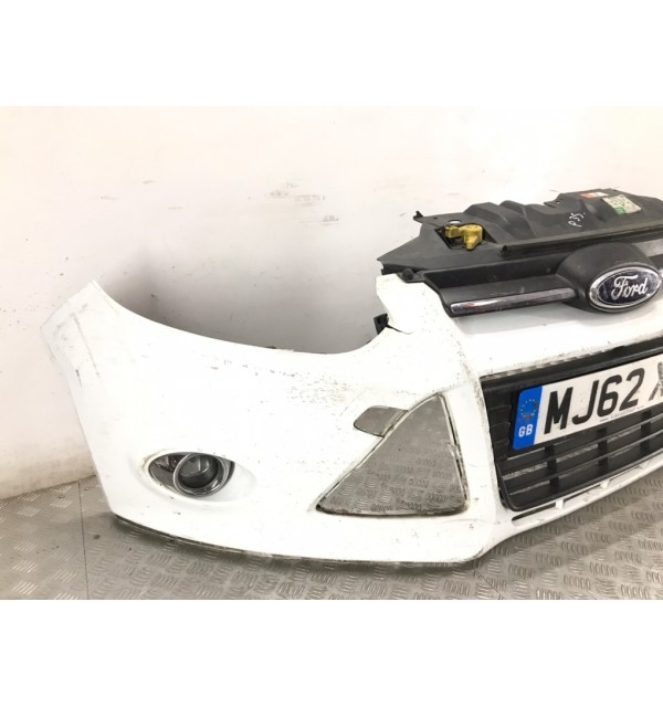 Бампер передний бу для Ford Focus 3 1.6 TDCi,  2012 г.