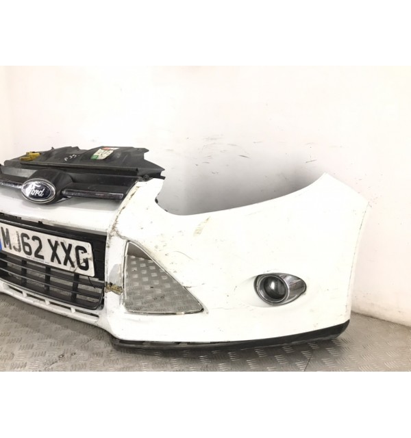 Бампер передний бу для Ford Focus 3 1.6 TDCi,  2012 г.