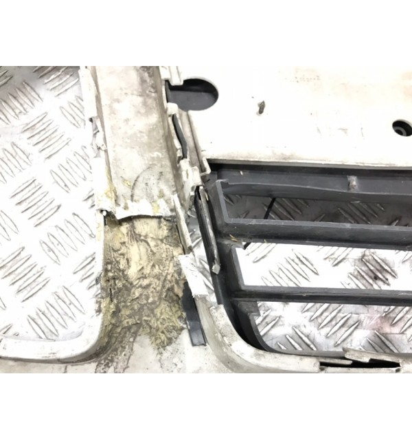 Бампер передний бу для Ford Focus 3 1.6 TDCi,  2012 г.