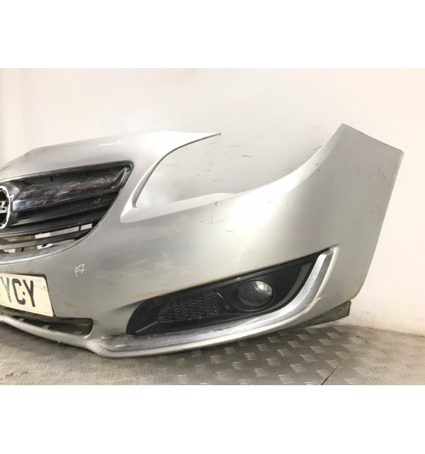 Бампер передний бу для Opel Insignia 1 2.0 CDTi,  2015 г.