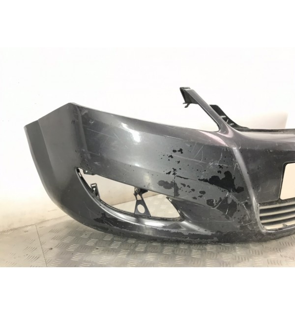 Бампер передний бу для Opel Zafira B 1.7 CDTi,  2012 г.