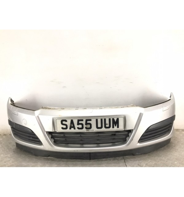 Бампер передний бу для Opel Astra H 1.4 i,  2005 г.