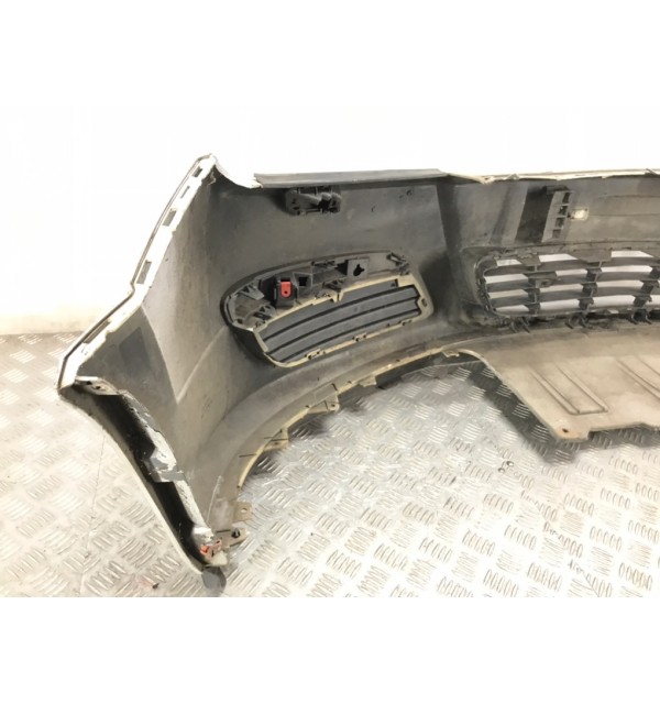 Бампер передний бу для Opel Astra H 1.4 i,  2005 г.