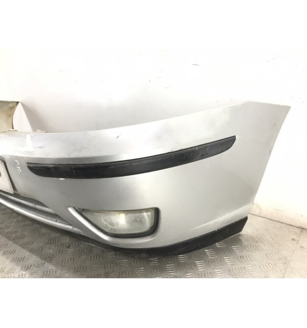 Бампер передний бу для Ford Focus 1 1.6 i,  2003 г.