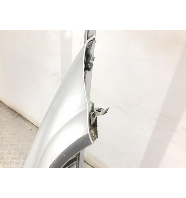 Крыло переднее правое бу для Renault Megane 2 1.5 DCi,  2006 г.