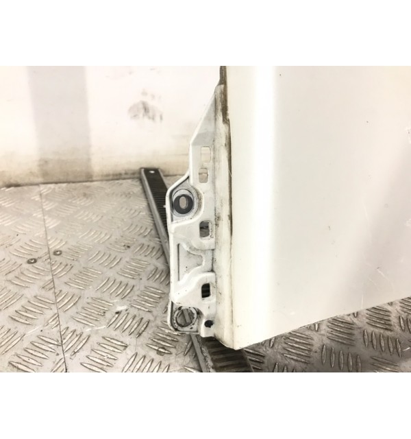 Крыло переднее правое бу для Peugeot 3008 1 1.6 HDi,  2012 г.