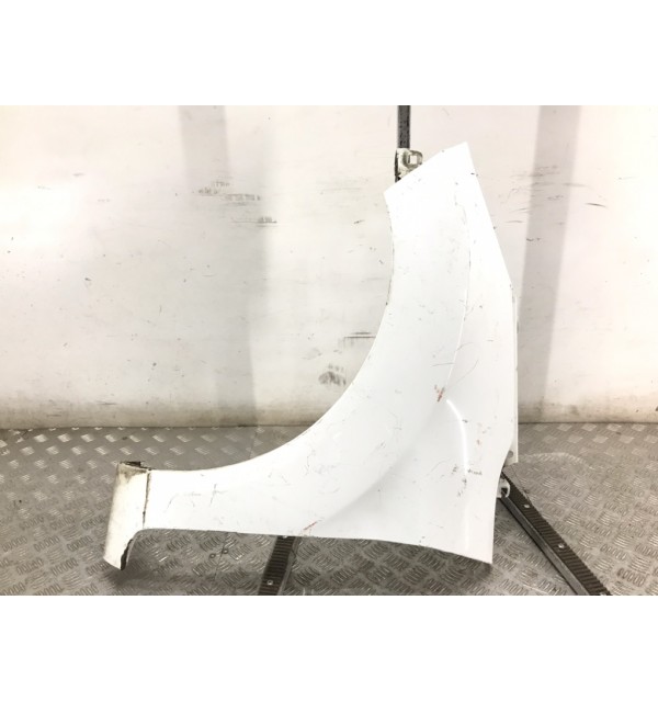 Крыло переднее левое бу для Ford Fiesta 6 1.0 i,  2014 г.