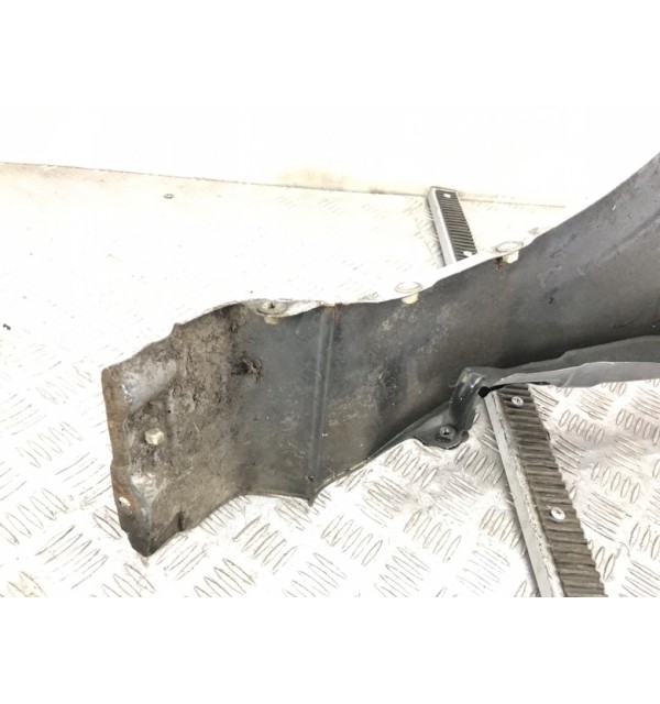 Крыло переднее правое бу для Nissan Almera N16 1.5 i,  2001 г.