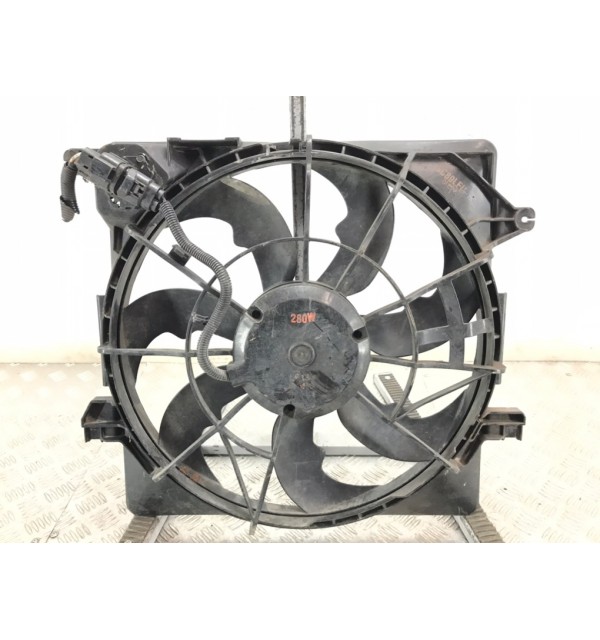 Вентилятор радиатора бу для Hyundai i40  1.7 CRDi,  2016 г.