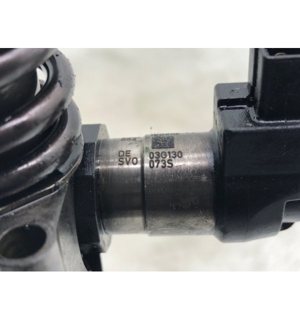 Форсунка бу для Volkswagen Passat B6 2.0 TDi,  2007 г.