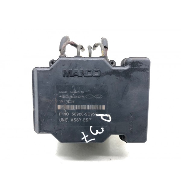 Блок ABS бу для Hyundai Coupe 2 2.7 i,  2007 г.