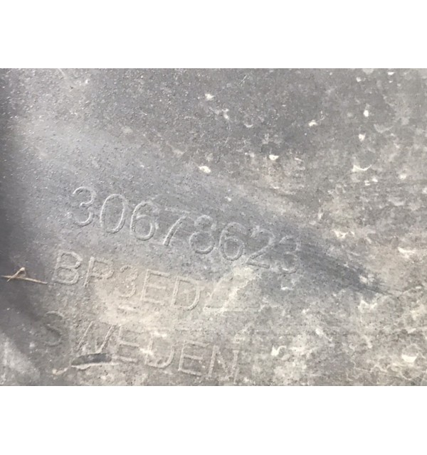 Бампер передний бу для Volvo V70 3 2.0 TD,  2009 г.