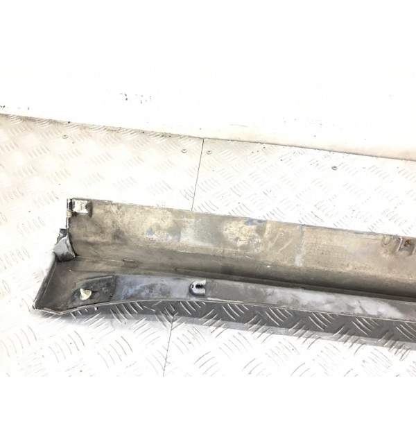 Накладка на порог бу для Mitsubishi Lancer 10 1.8 i,  2011 г.