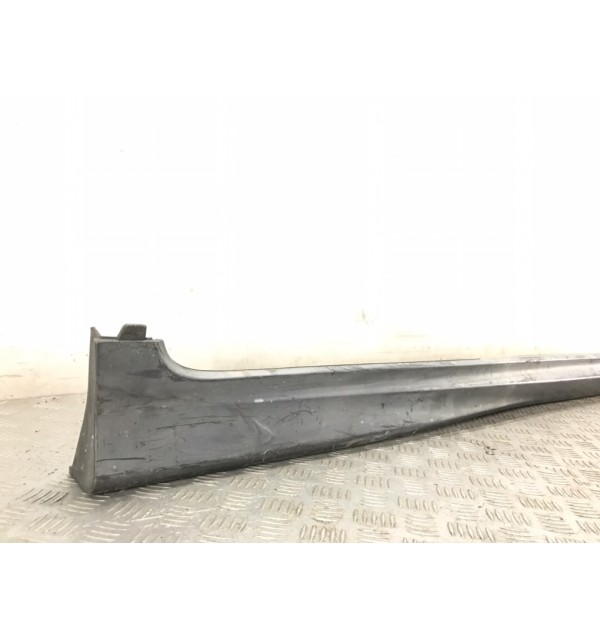 Накладка на порог бу для Honda Civic 8 2.2 CTDi,  2007 г.